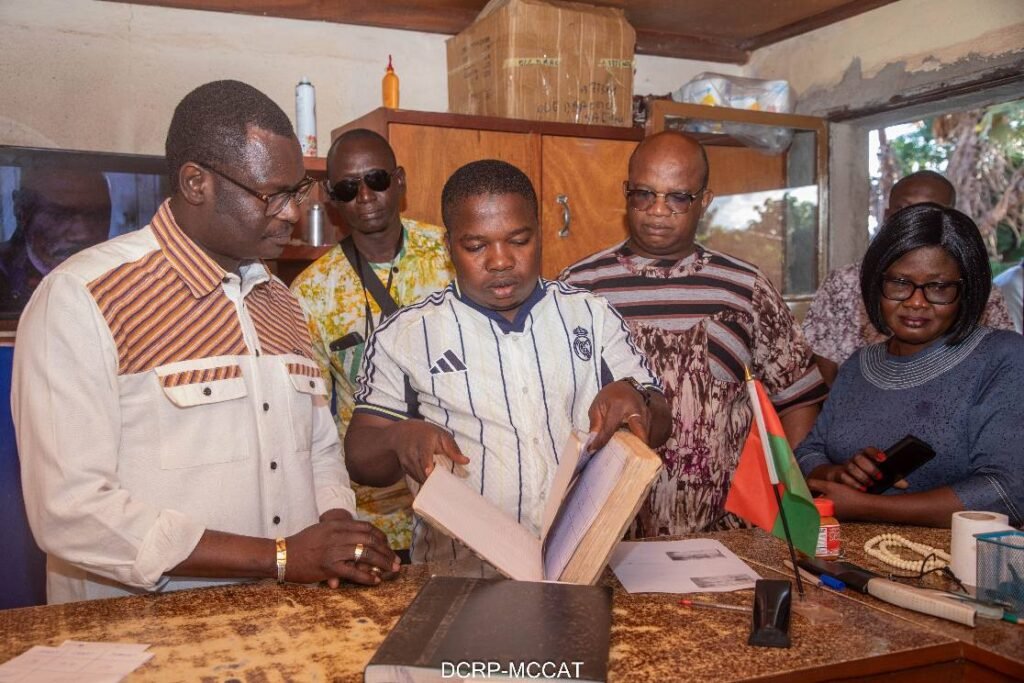 Appartements meublés de la ville de Bobo-Dioulasso : le ministre chargé du Tourisme sensibilise les promoteurs….