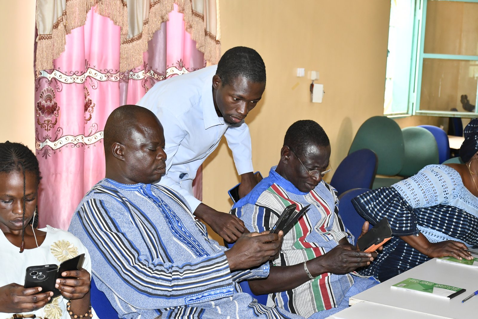 les acteurs locaux s'approprient les outils numériques pour valoriser le patrimoine de la province